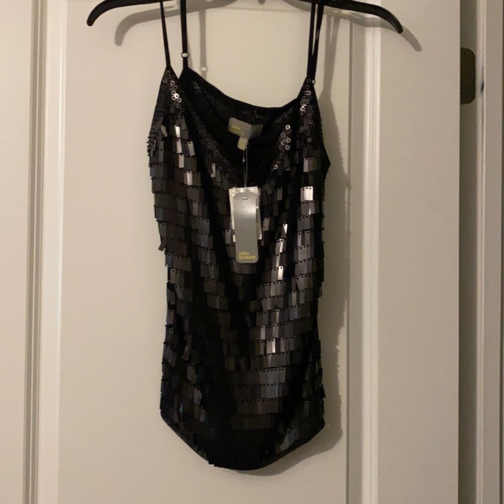 Great top for a holiday party size large